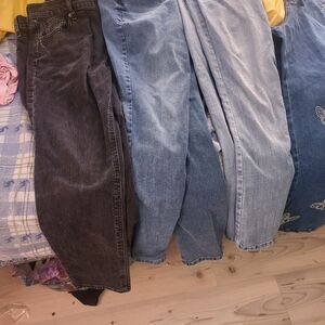 Womens Jean Lot Sizes 6 And 8